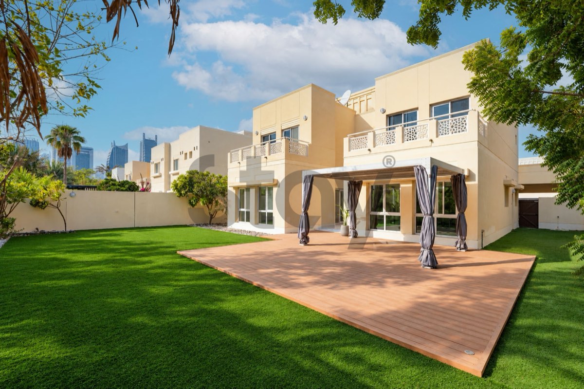 4 bedroom villa, Meadows 2, Meadows