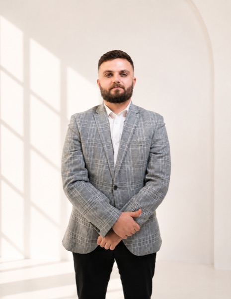Warwick, Business Development at Stay® Group